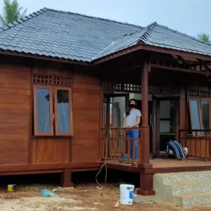 Jasa pembuatan rumah kayu vintage